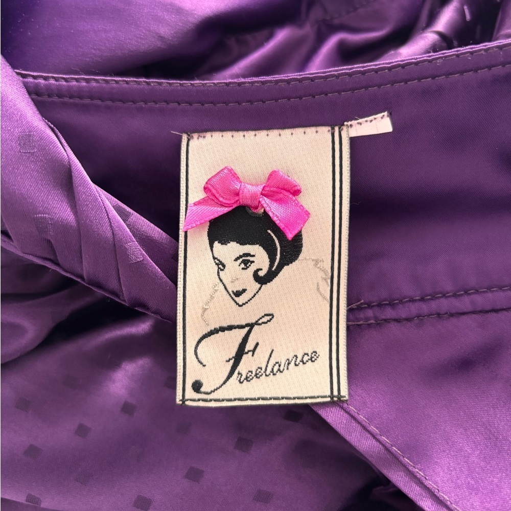 Retro Purple Gorgeous Midi Dress - Picture 8 of 13